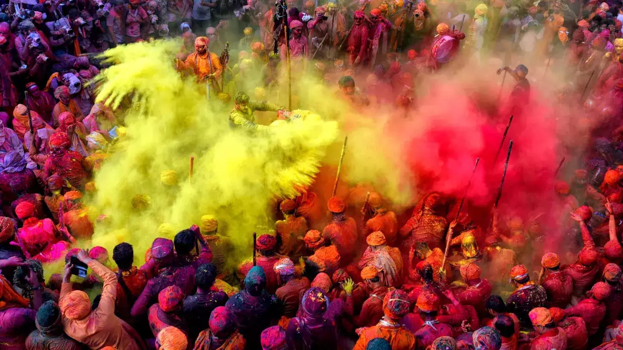 Best Places to Celebrate Holi in India